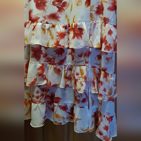 NEW! Lulu's Tiered Midi Dress - Picture 6 of 7